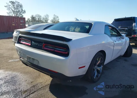 2016 Dodge Challenger Sxt из США, поврежденный, VIN 2C3CDZAGXGH336332